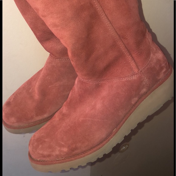 Ugg’s boots - Picture 2 of 3